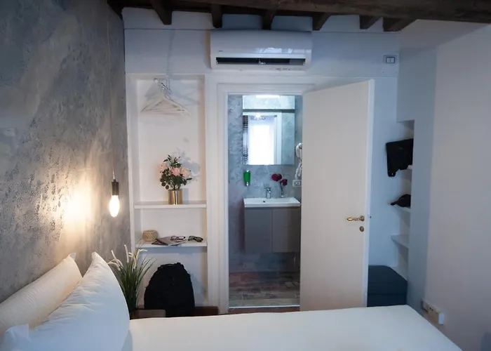 Navona Jacuzzi Рим